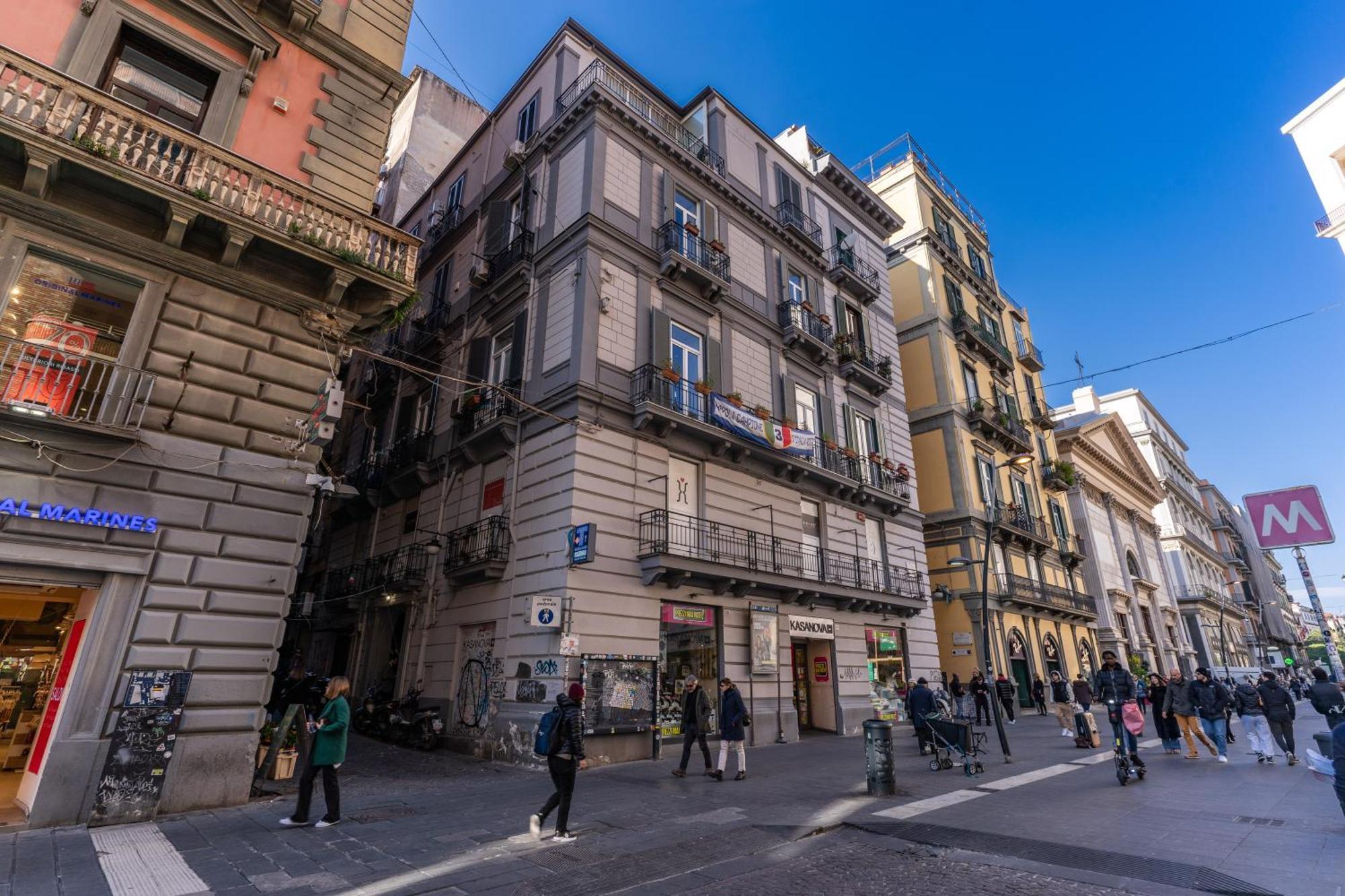 Due Porte A Toledo Naples Exterior photo